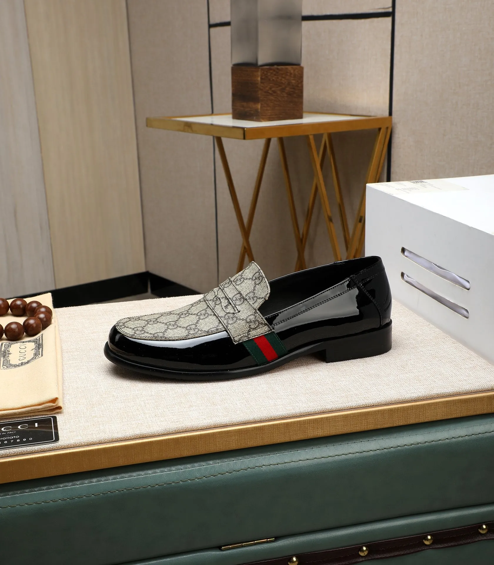 Men's shoes 💰500 📛📛 Original version (water-dyed cow lining) GUCCI official website formal shoes 🌀 Italian 🇮🇹 imported cowhide ➕ top imported water-dyed cowhide lining 💋 fine handmade original bottom, the real thing looks better when photographed in person Standard size 38-44 (45 46 customized)